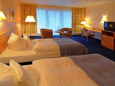 Mercure Am Entenfang Hotel 4*