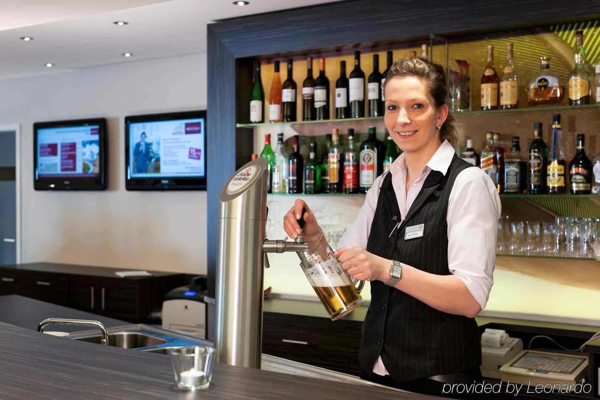 Hotel Mercure Am Entenfang 4*