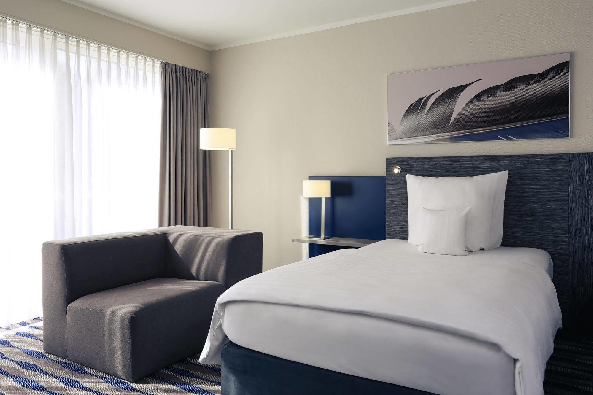 Отель Mercure Am Entenfang
