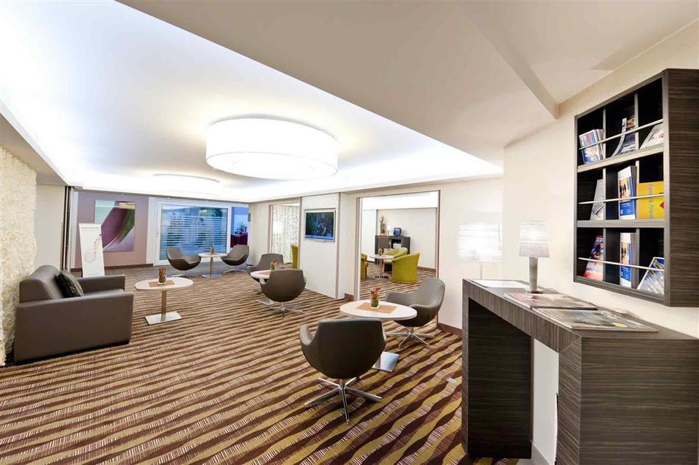 Mercure Am Entenfang Hotel 4*