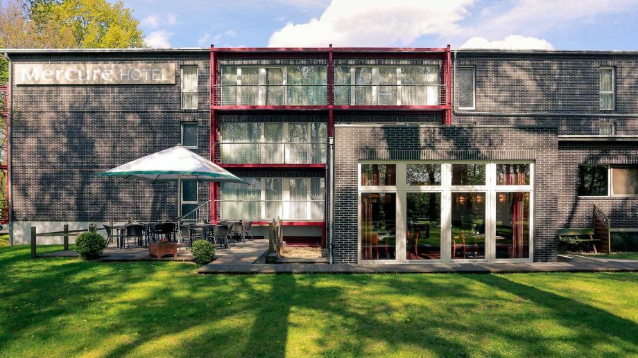 Hotel Mercure Am Entenfang 4*